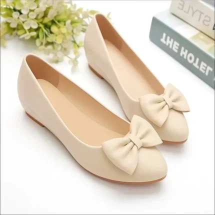 Loose-fitting, non-slip, low-cut women's shoes , comfortable for pregnant women