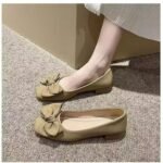 High Quality Womens shoes with soft sole and chunky heel - Image 4